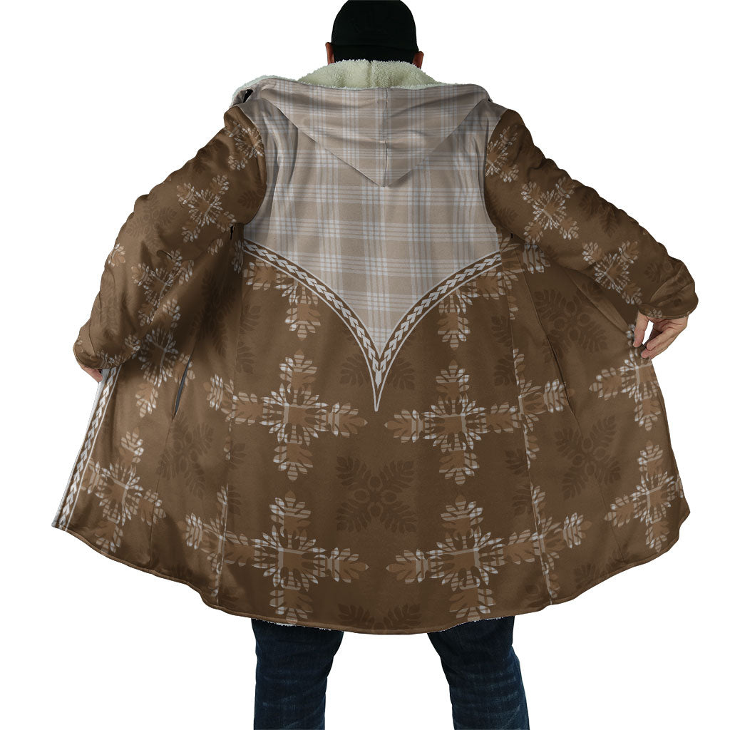 Beige Hawaii Paniolo Quilt Motif Cloak