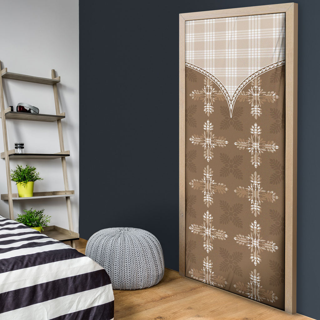 Beige Hawaii Paniolo Quilt Motif Door Cover