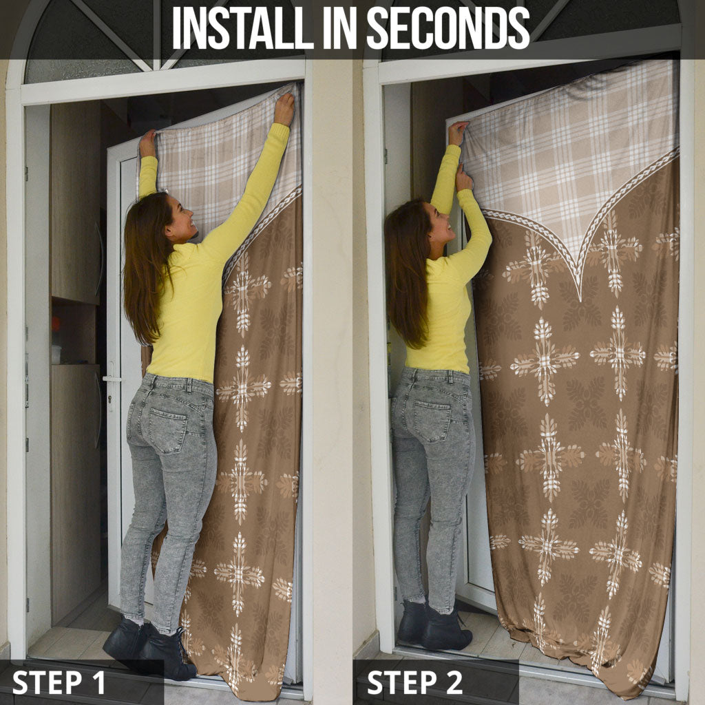 Beige Hawaii Paniolo Quilt Motif Door Cover