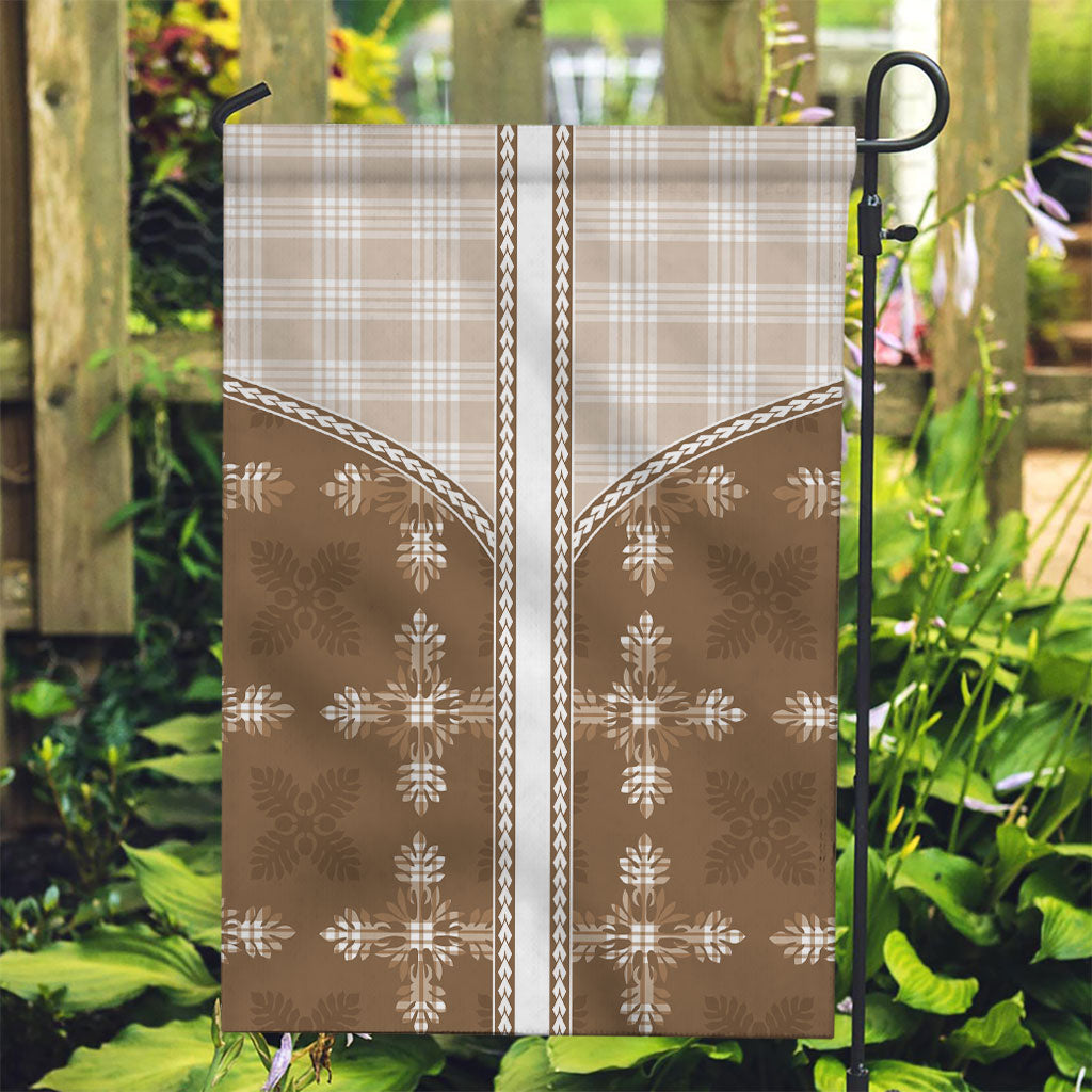 Beige Hawaii Paniolo Quilt Motif Garden Flag