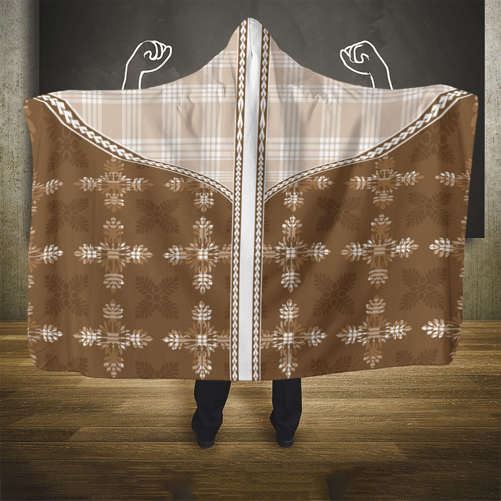 Beige Hawaii Paniolo Quilt Motif Hooded Blanket