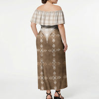 Beige Hawaii Paniolo Quilt Motif Off Shoulder Maxi Dress