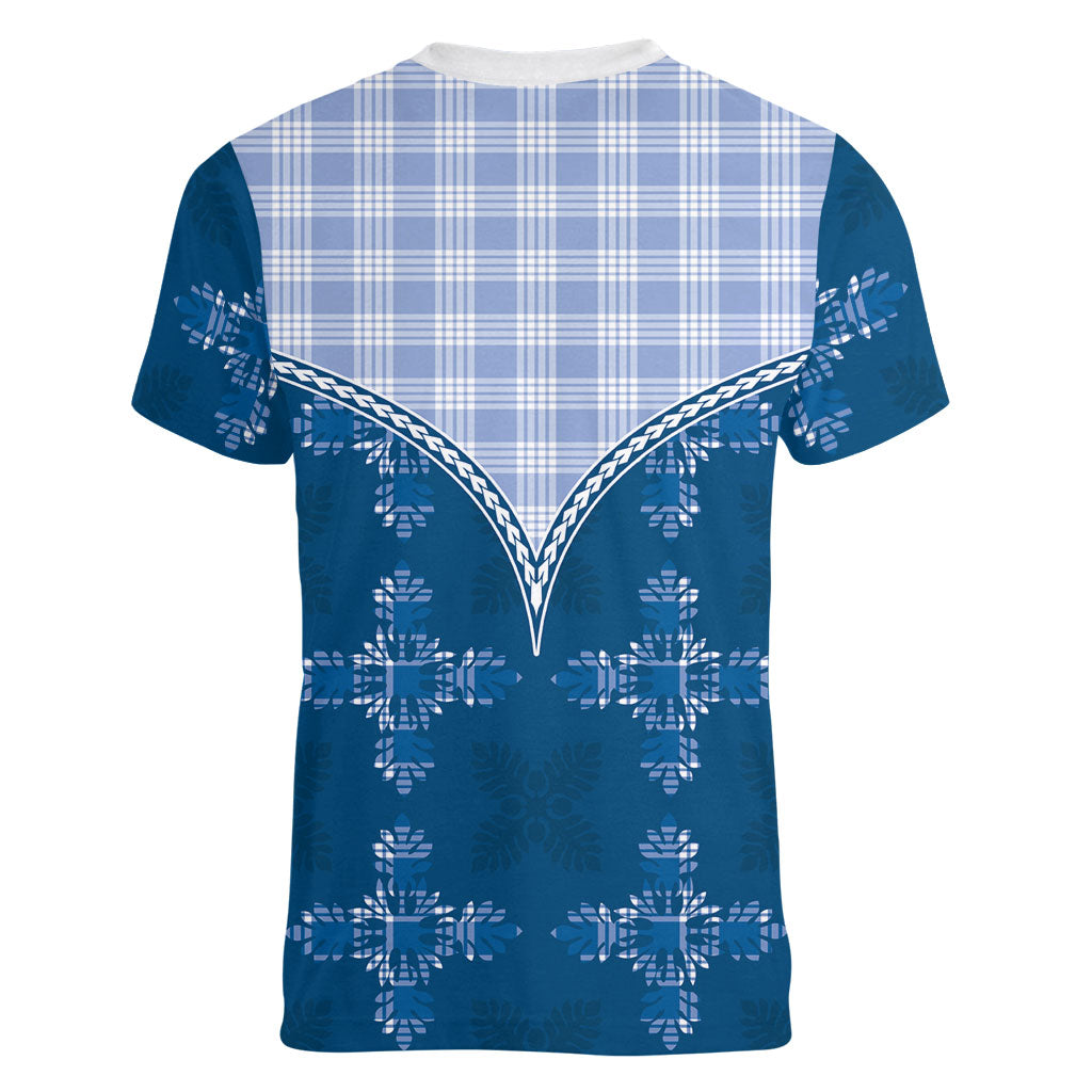 Blue Hawaii Paniolo Quilt Motif Women V-Neck T-Shirt