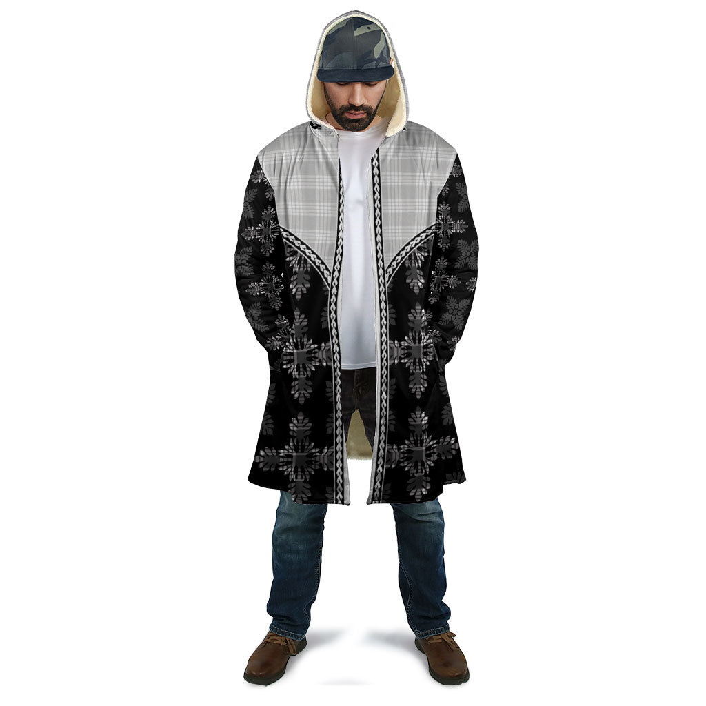 Black Hawaii Paniolo Quilt Motif Cloak