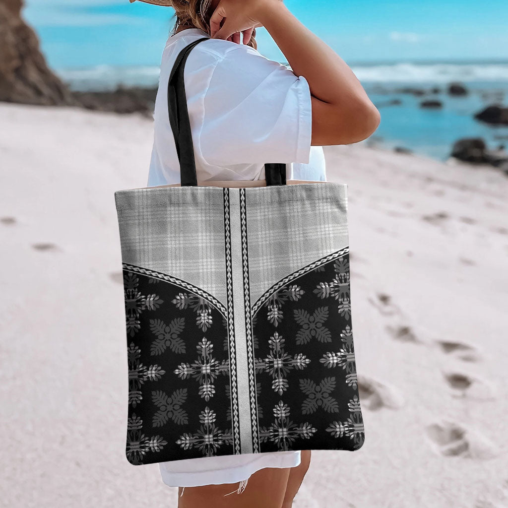 Black Hawaii Paniolo Quilt Motif Tote Bag