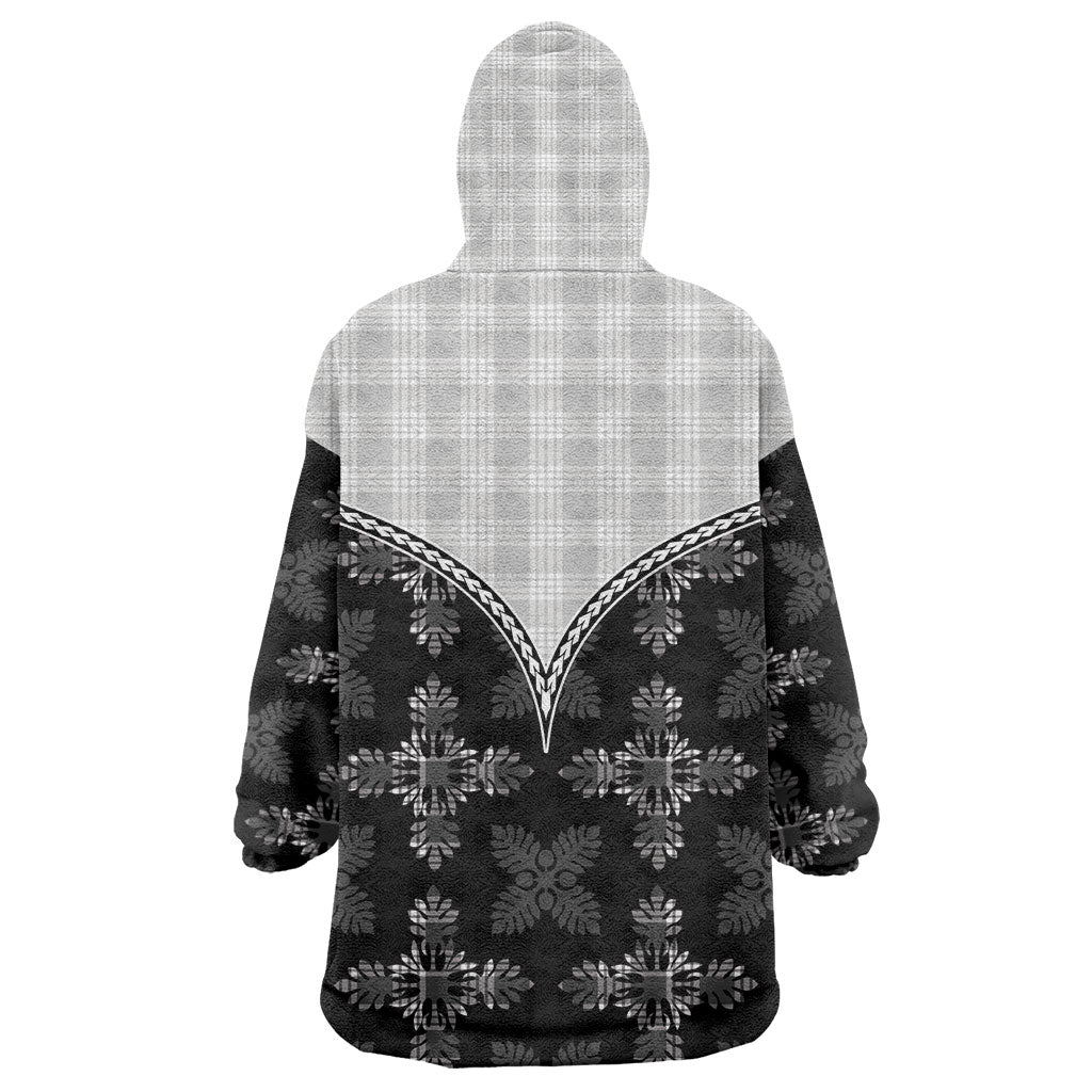 Black Hawaii Paniolo Quilt Motif Wearable Blanket Hoodie