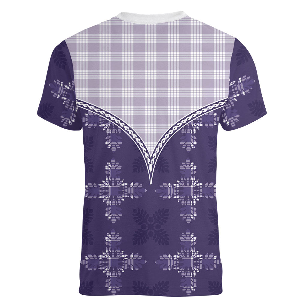 Purple Hawaii Paniolo Quilt Motif Women V-Neck T-Shirt