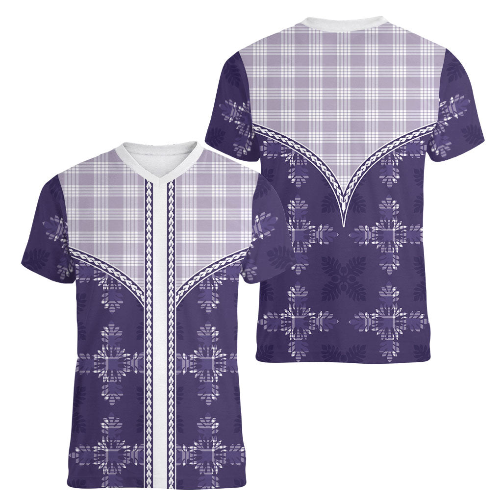 Purple Hawaii Paniolo Quilt Motif Women V-Neck T-Shirt
