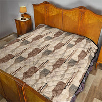 Aloha Hawaii Vintage Kahili Pa'a Lima Quilt Palaka Print Cozy Beige