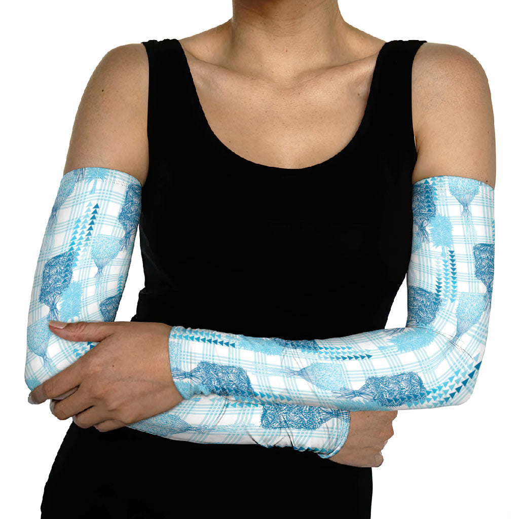 Aloha Hawaii Vintage Kahili Pa'a Lima Arm Sleeves Palaka Print Oceanic Turquoise