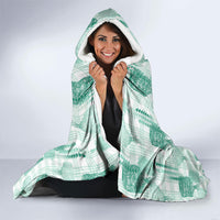 Aloha Hawaii Vintage Kahili Pa'a Lima Hooded Blanket Palaka Print Mossy Teal