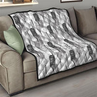 Aloha Hawaii Vintage Kahili Pa'a Lima Quilt Palaka Print Hinahina