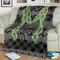 Hawai'i Paniolo Maile Twisted Lei Blanket Obsidian Black