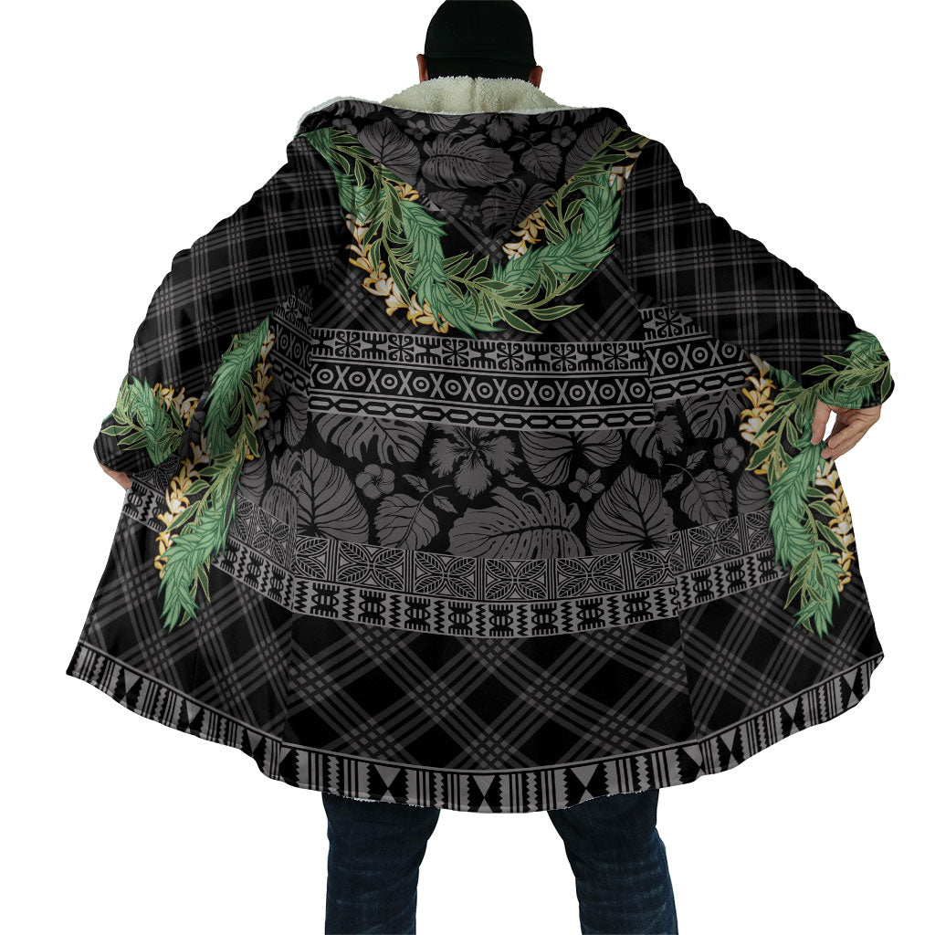 Hawai'i Paniolo Maile Twisted Lei Cloak Obsidian Black