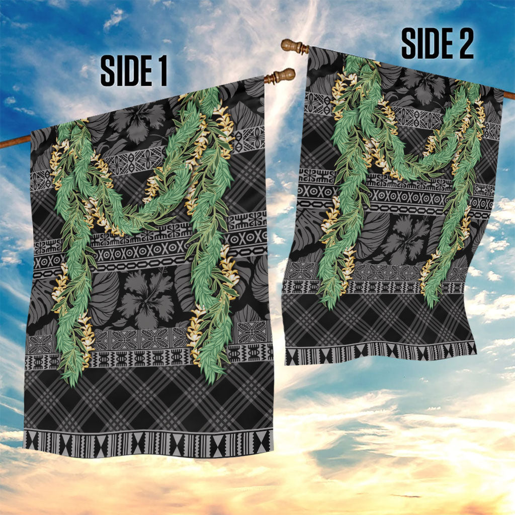 Hawai'i Paniolo Maile Twisted Lei Garden Flag Obsidian Black