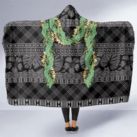 Hawai'i Paniolo Maile Twisted Lei Hooded Blanket Obsidian Black