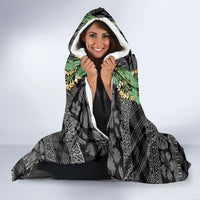 Hawai'i Paniolo Maile Twisted Lei Hooded Blanket Obsidian Black