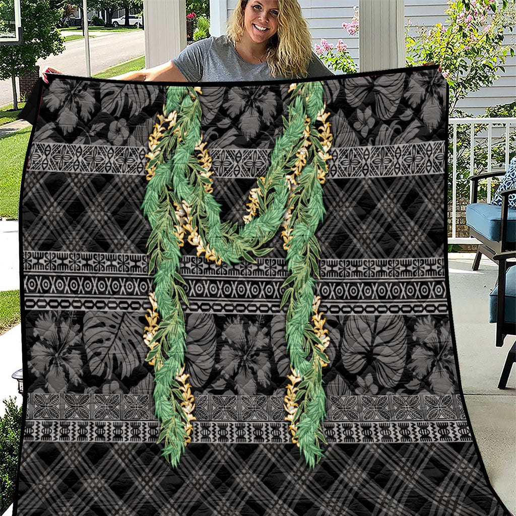 Hawai'i Paniolo Maile Twisted Lei Quilt Obsidian Black