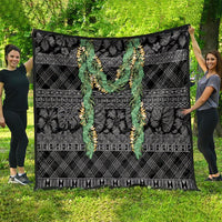 Hawai'i Paniolo Maile Twisted Lei Quilt Obsidian Black