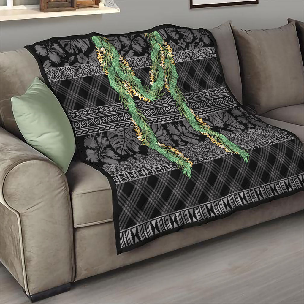 Hawai'i Paniolo Maile Twisted Lei Quilt Obsidian Black