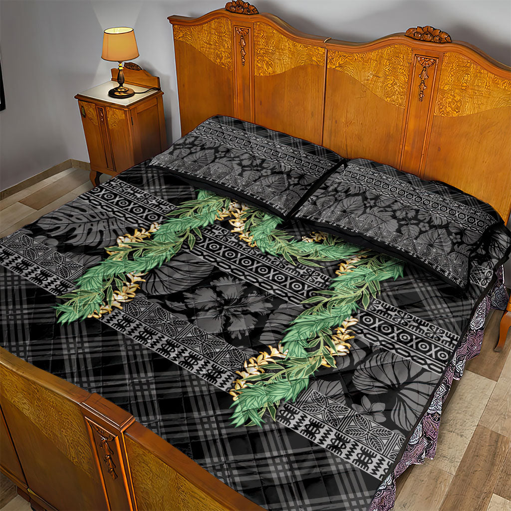 Hawai'i Paniolo Maile Twisted Lei Quilt Bed Set Obsidian Black