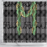 Hawai'i Paniolo Maile Twisted Lei Shower Curtain Obsidian Black