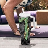 Hawai'i Paniolo Maile Twisted Lei Tumbler With Handle Obsidian Black