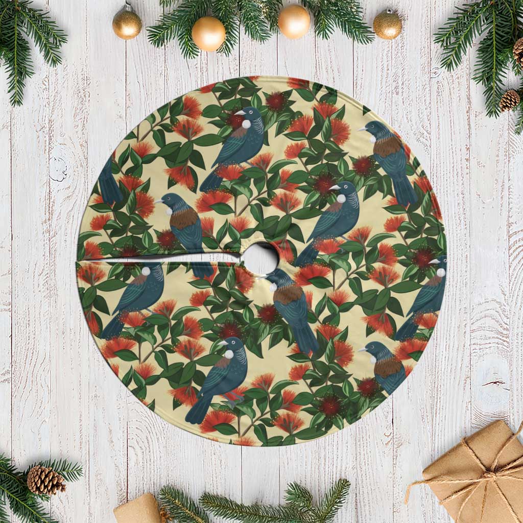 New Zealand Christmas Tree Skirt Romantic Tui Birds on Pohutukawa - Ivory - Polynesian Pride
