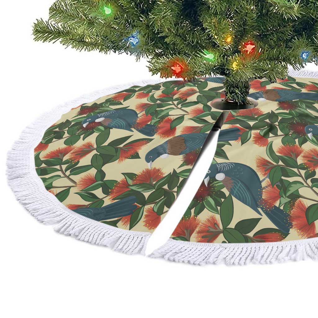 New Zealand Christmas Tree Skirt Romantic Tui Birds on Pohutukawa - Ivory - Polynesian Pride
