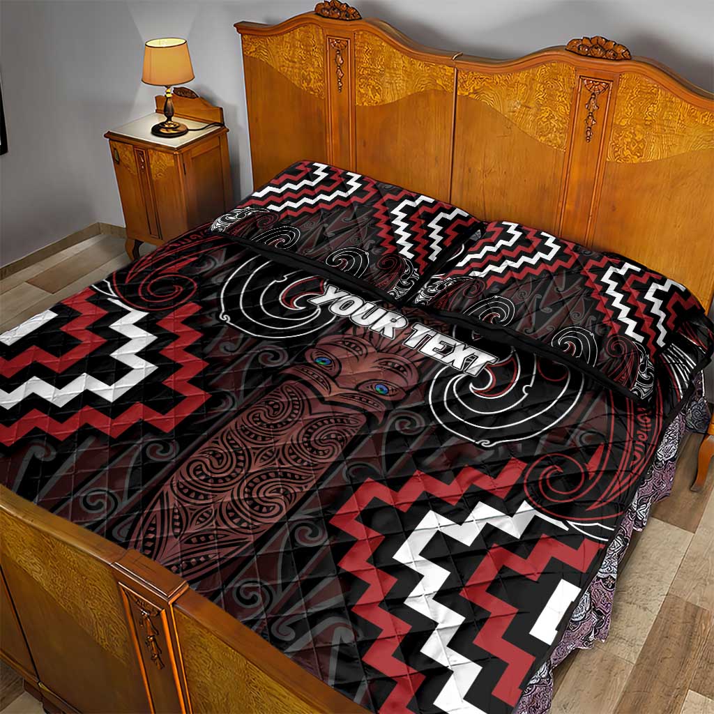 Maori Taiaha Whakairo Personalized Quilt Bed Set Red Poutama Motifs