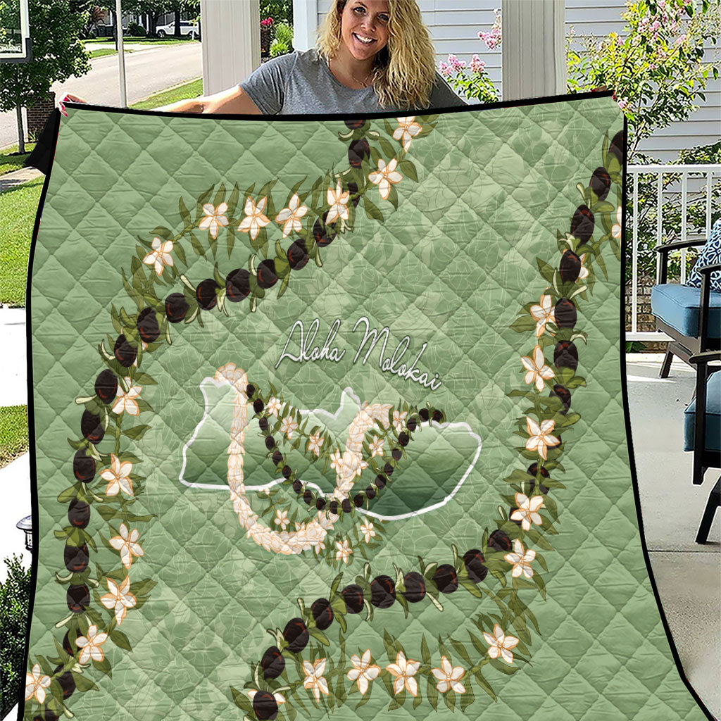 Hawaii Molokai Island Flowers Lei Quilt Kukui Nut Mossy Green