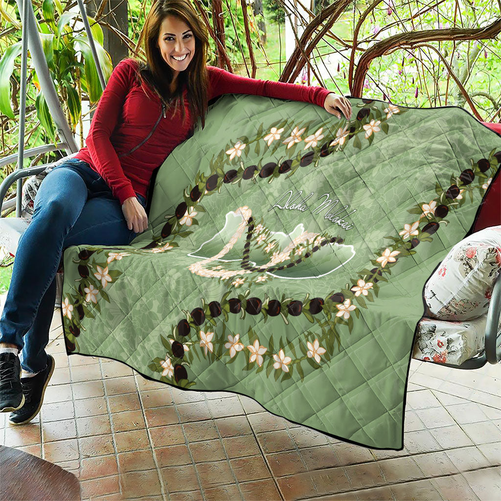 Hawaii Molokai Island Flowers Lei Quilt Kukui Nut Mossy Green
