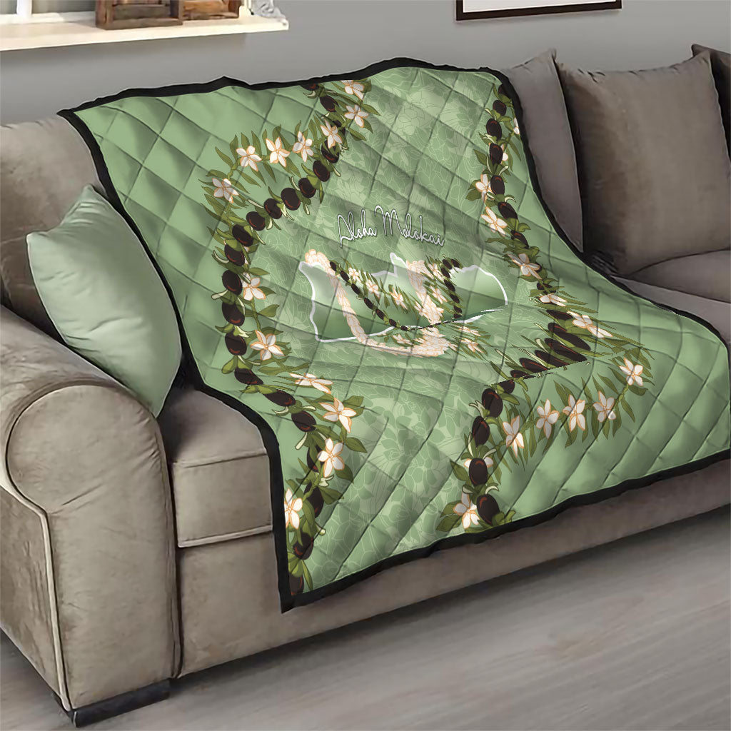 Hawaii Molokai Island Flowers Lei Quilt Kukui Nut Mossy Green