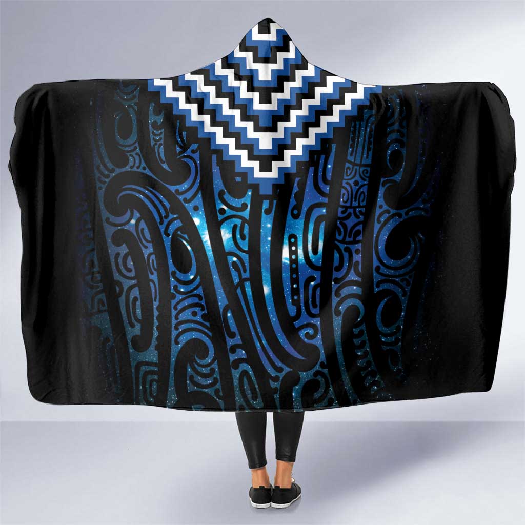 New Zealand Matariki Hooded Blanket Galaxy Poutama Motifs LT7 One Size Blue - Polynesian Pride