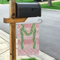 Hawai'i Paniolo Maile Twisted Lei Garden Flag Dusty Rose