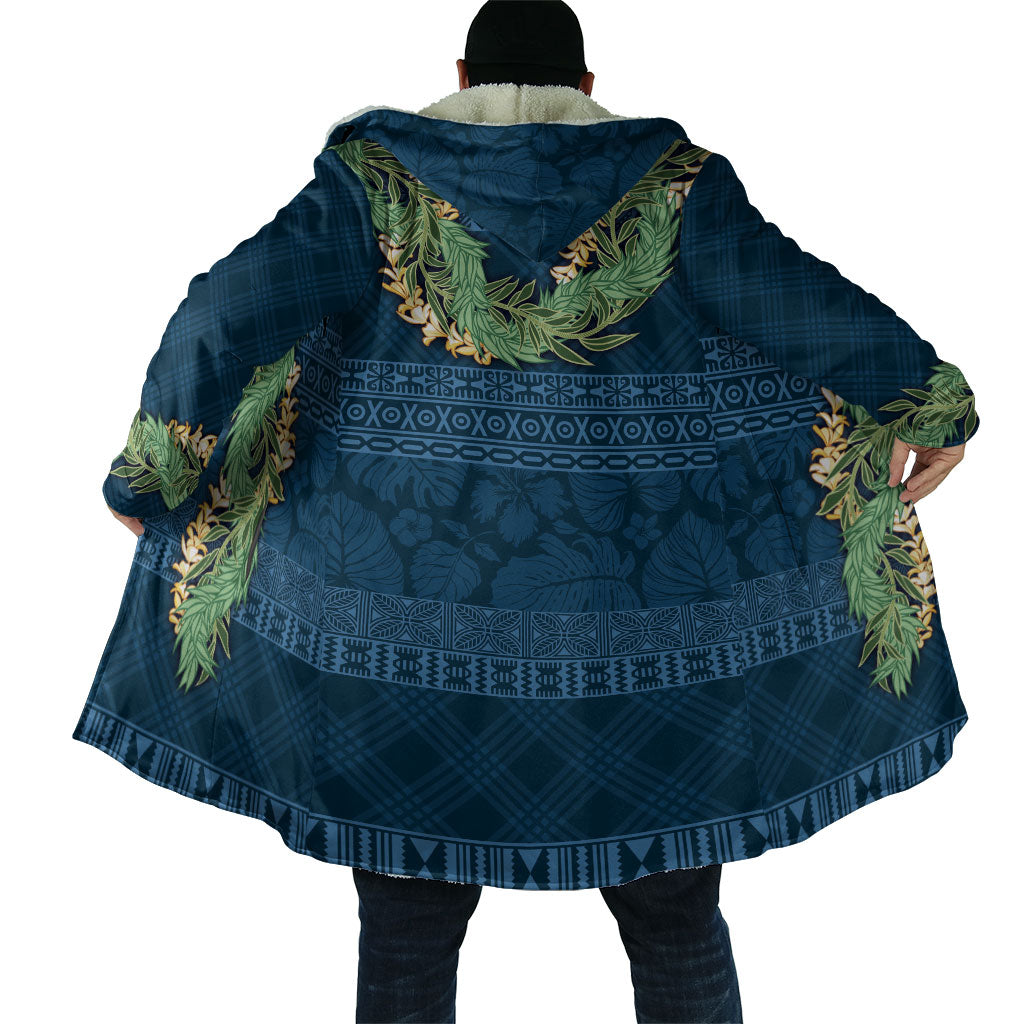 Hawai'i Paniolo Maile Twisted Lei Cloak Cobalt Blue