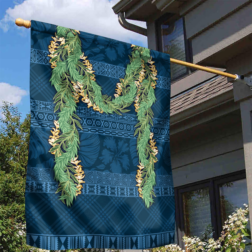 Hawai'i Paniolo Maile Twisted Lei Garden Flag Cobalt Blue