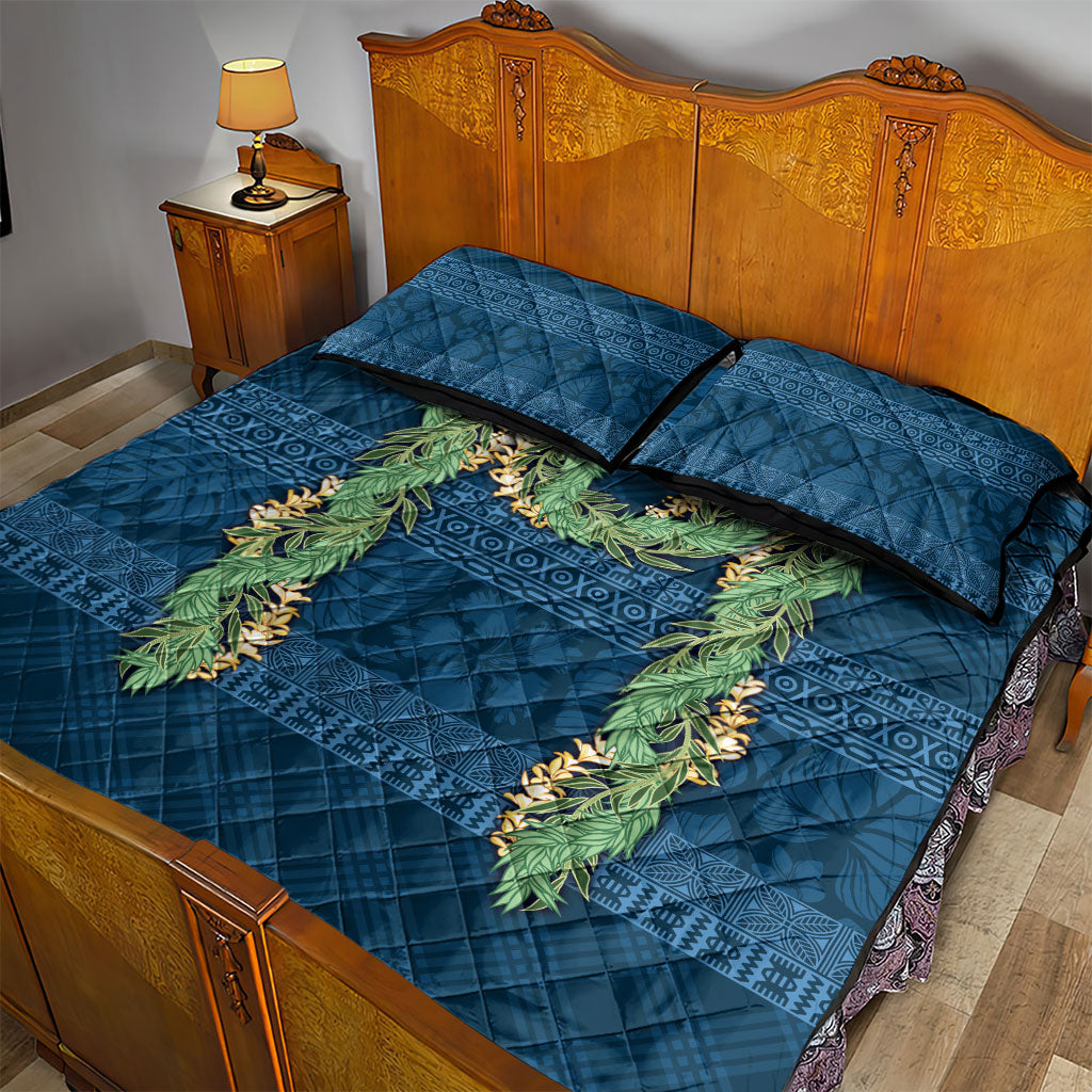 Hawai'i Paniolo Maile Twisted Lei Quilt Bed Set Cobalt Blue