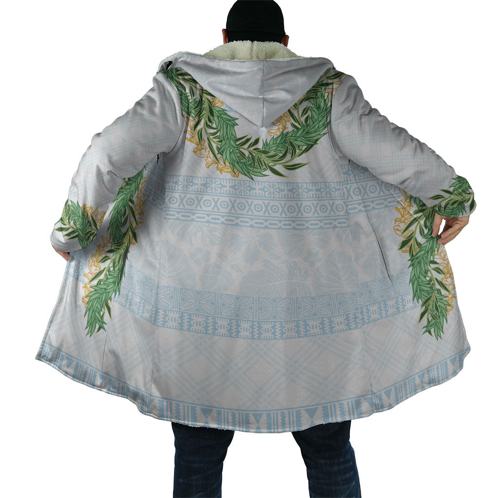 Hawai'i Paniolo Maile Twisted Lei Cloak Winter White