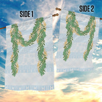 Hawai'i Paniolo Maile Twisted Lei Garden Flag Winter White