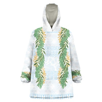 Hawai'i Paniolo Maile Twisted Lei Wearable Blanket Hoodie Winter White