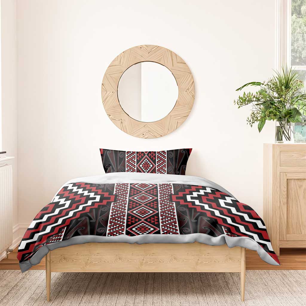 Red Tukutuku Pattern Aotearoa Bedding Set Niho Taniwha and Puhoro Motifs