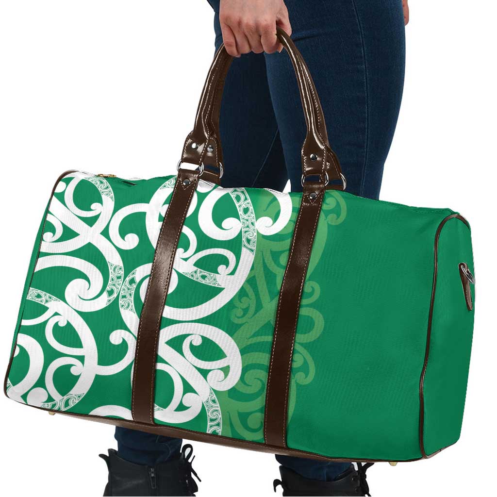 Pounamu Green Maori Travel Bag Koru Kowhaiwhai - Polynesian Pride
