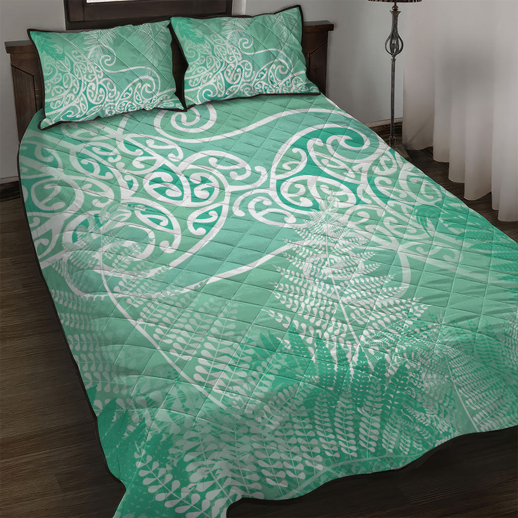 Aotearoa Maori Koru Curves Quilt Bed Set Silver Ferns - Mint LT7 Mint Green - Polynesian Pride