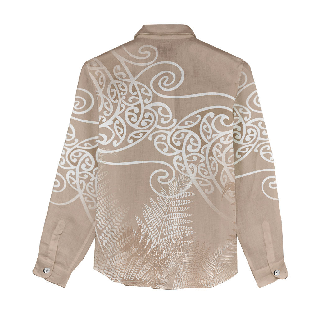 Aotearoa Maori Koru Curves Women Casual Shirt Silver Ferns - Mocha LT7 - Polynesian Pride