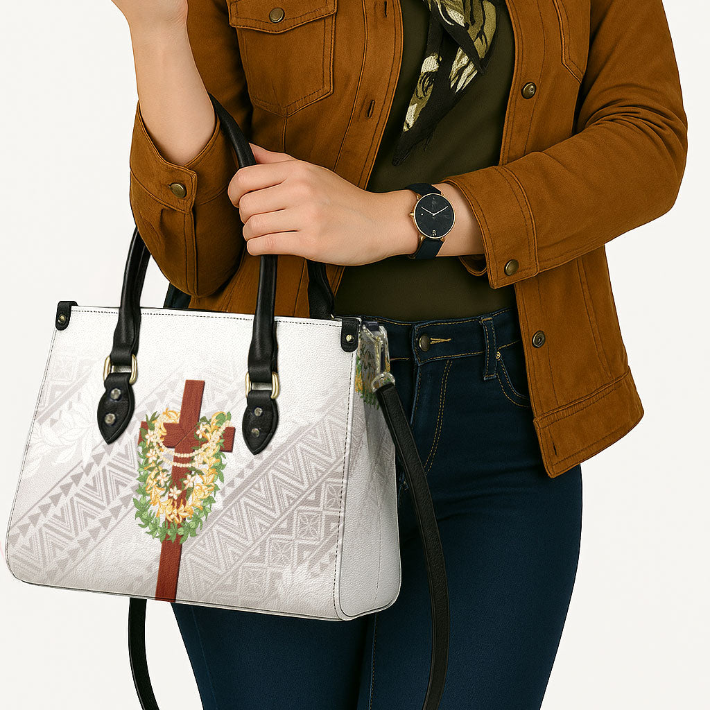 Hawaii ⁠Ka Pule a ka Haku Memorial Leather Bag Flower Lei Cross - Ivory White