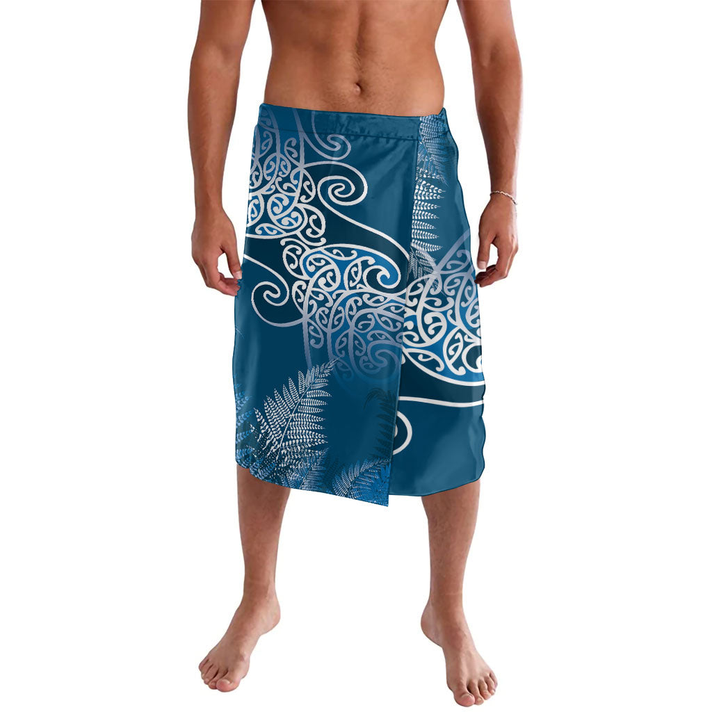 Aotearoa Maori Koru Curves Lavalava Silver Ferns - Navy Blue LT7 Navy Blue - Polynesian Pride