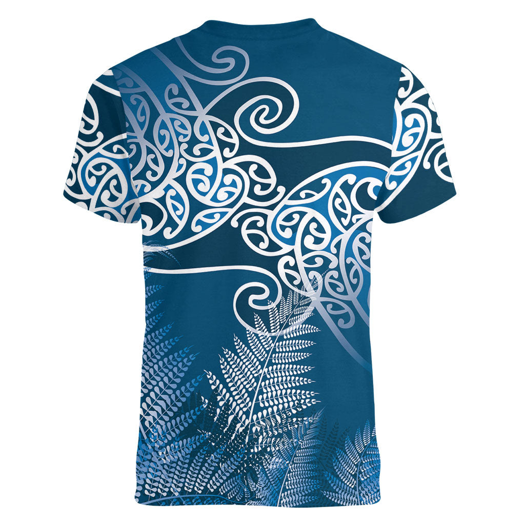 Aotearoa Maori Koru Curves Women V-Neck T-Shirt Silver Ferns - Navy Blue LT7 - Polynesian Pride
