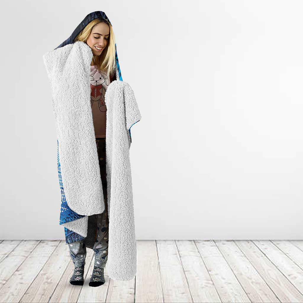 Aotearoa Taniko Matariki Hooded Blanket Cosmic Blue