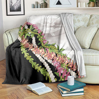 Hawaii Mokihana Mix Pikake Leis Mahalo 'Olelo Blanket White Tapa